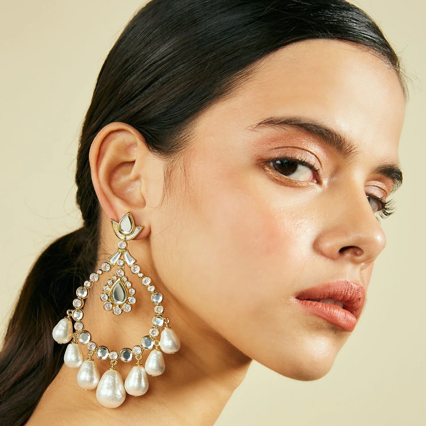Elongated Crystal Pearl Earrings - Image 6
